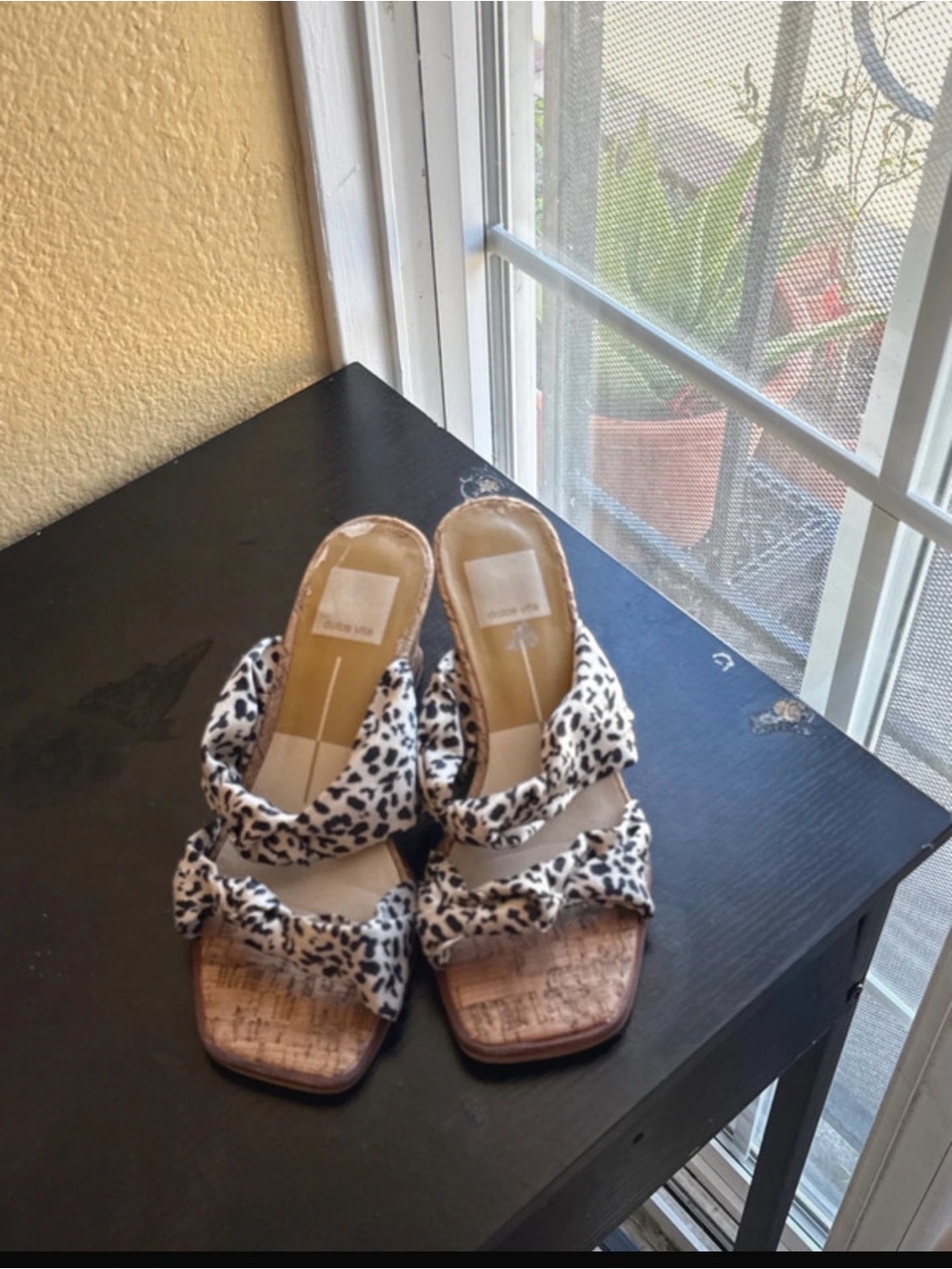 Dolce Vita Leopard Print Slip-On Mules - White/Black